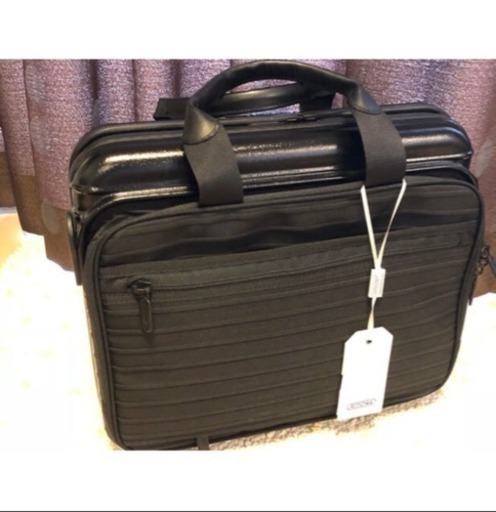 新品】Lufthansa リモワ RIMOWA ボレロ ノートブック 8L 新品】Lufthansa リモワ RIMOWA ボレロ ノートブック 8L
