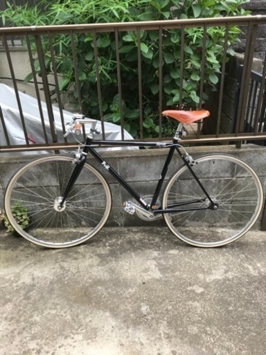 Fuji シングルスピード stroll 2017モデル(BROOKSサドル、ハンドル付き)