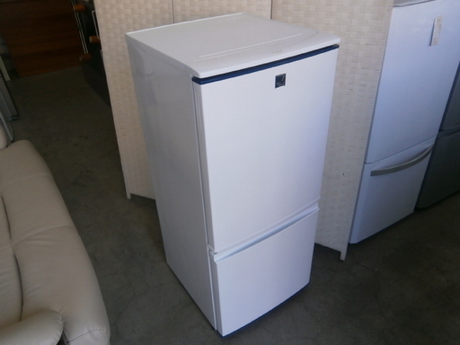 横浜市・川崎市配達無料　冷蔵庫　Sharp　137L　2015年製　美品