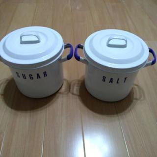 (お引渡し完了)カントリー調  Sugar缶 ＆ SALT缶