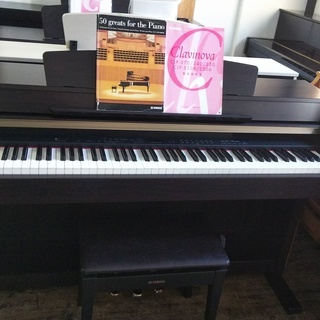 電子ピアノ　ヤマハ　CLP-330R