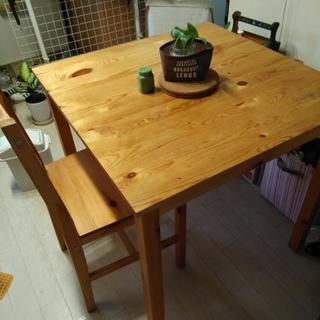 ダイニングテーブル　椅子1