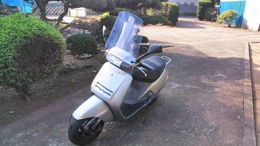リード90　MAX85km/h　風防つき