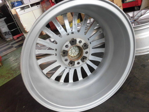 綺麗にしました！！ＢＭＷ ３シリーズ純正 7.5Ｊ+37 120-5穴☆タイヤの ...
