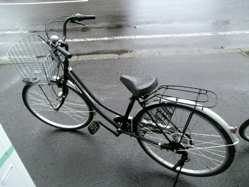 札幌市 ２６インチ ママチャリ シティーサイクル 自転車 荷台・カゴ付き 黒 ブラック ６段変速