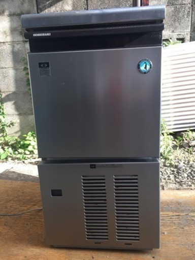 最終値下げデス❣️このサイズは重宝❗️ﾎｼｻﾞｷ25k製氷機