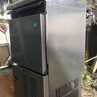 最終値下げデス❣️このサイズは重宝❗️ﾎｼｻﾞｷ25k製氷機