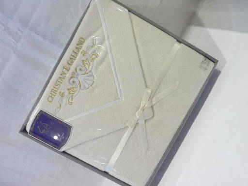◎121◎未使用 シルク混綿毛布 寝具 絹混綿毛布 オフホワイト CHRISTAN GALLANO