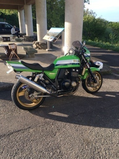 ZRX400 車体