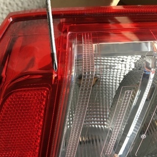 ダイハツ ムーブ LA150S テールレンズ