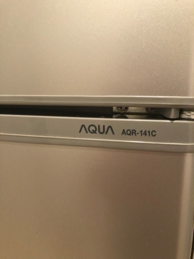 AQUA冷蔵庫 137リットル
