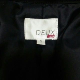 ★新品★オンワード樫山　23区DEUXダウンジャケットＭサイズ