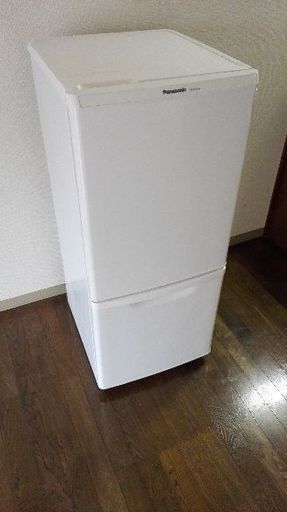 冷蔵庫　Panasonic　NR-TB147W(2015年製)