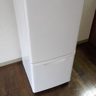 冷蔵庫　Panasonic　NR-TB147W(2015年製)
