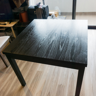 イケア伸長式テーブル（黒）