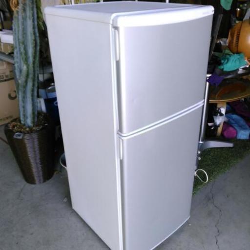 2014年製　冷蔵庫　2ドア
