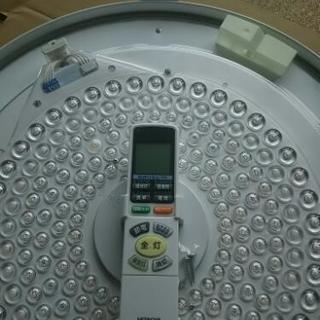 LED シーリング  日立