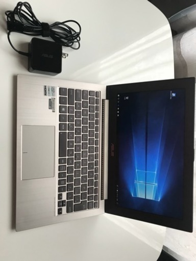 11.6型フルHD Ultrabook  ASUS ZENBOOK Prime UX21A