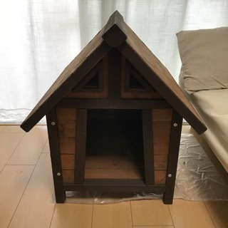 木製の犬小屋です！