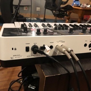 新品同様 シンセサイザー ROLAND GAIA SH-01