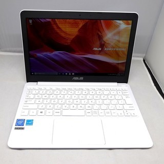 美品☆持ち運びラクラクのノートPC超軽量980ｇ★ASUS Vi...