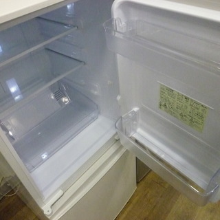 R 中古 SHARP ２ドア冷蔵庫 137L・つけかえどっちもドア SJ-D14B 2016年製