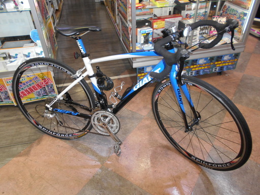 【エコプラス小倉南店】 GIANT DEFY 3 ロードバイク スタッフ向井がススメル！！定価85000円越え？！ ジャイアント　自転車　チャリ 　スポーツ
