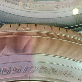 夏タイヤ【９５％】14インチ トヨタ純正 ヴィッツ アクア ポルテ スペイド ベルタ　極上品165/70R14【富山市/手渡しもOK】日本製 ダンロップ 中古/4本