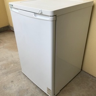 冷凍庫（110L）ノーフロスト FFU110R アップライトフリーザー 大容量冷凍庫・110Lノーフロスト ノンフロン冷凍庫 FFU110R アップ