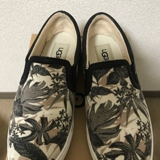 UGG 新品シューズ