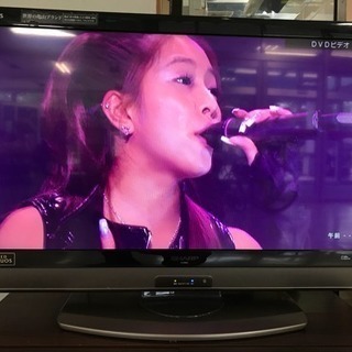 BDレコーダー内臓 LEDアクオス液晶テレビ32型 2010年製