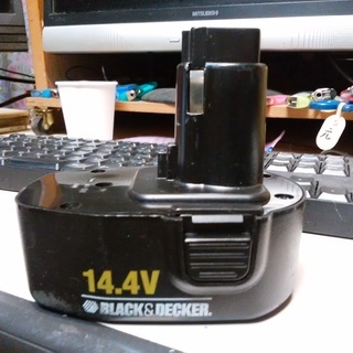 Black&Decker インパクトドリルのバッテリー14.4v...