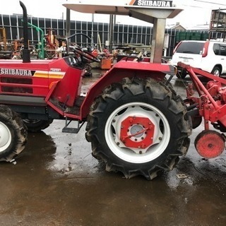 シバウラトラクター  D28F  4WD  1746h