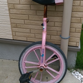 子供用ピンク一輪車16インチ（パンク）