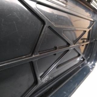 【取引き中】格安にて、THULE　ALPINA　ルーフボックス