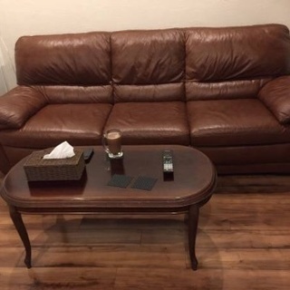 イタリア製レザーソファ