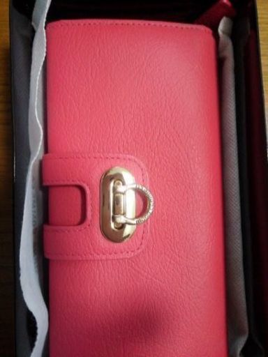 新品コムサ財布ピンク値下げ中です ヒロ 福岡の小物 財布 の中古 古着あげます 譲ります ジモティーで不用品の処分