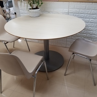 IKEA　カフェ風　テーブルセット（椅子4脚）