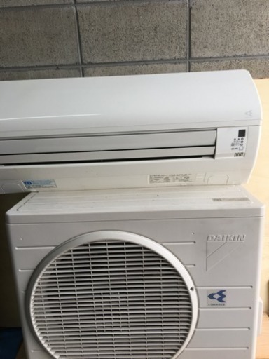 ダイキンエアコン8畳~ 取り付け込みパイプ4メーターまで新品