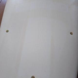 【セミロングボード】　テイクオフが早く、初心者の方でもすぐに乗れます。湘南での小波遊びや、サーフィンを初めたい方