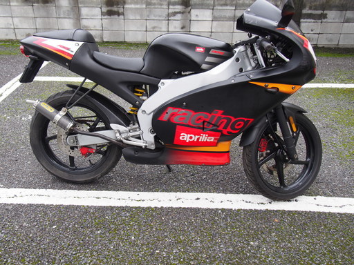 大人気!アプリリア RS50 レーサーレプリカ 希少 ベース車 【期間 大人気!アプリリア RS50 レーサーレプリカ 希少 ベース車 【期間