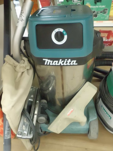 【引取限定 戸畑本店】 マキタ　makita 集じん機　490　お買い得です！