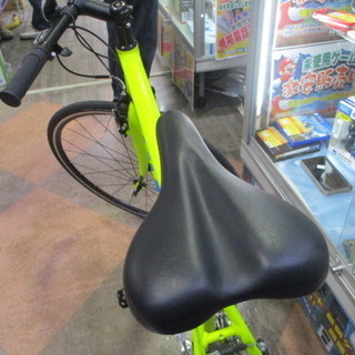 【エコプラス小倉南店】ジャイアント GIANT エスケープ ESCAPE R3スタッフ向井がススメル！！定価約40000円の中古美品!(^^)!　クロスバイク　スポーツ車　自転車　チャリ-シマノシマノリミテッドプロ フローティングベスト L VF111U