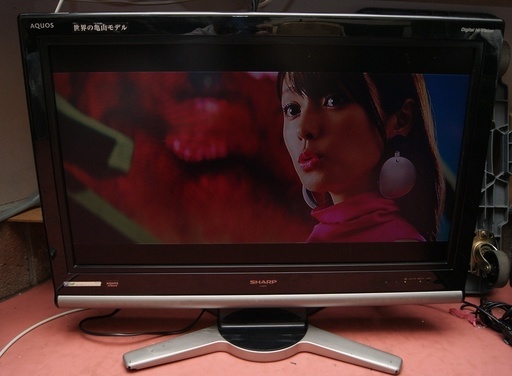 シャープ32型液晶テレビ2007年製動作品 ブラック