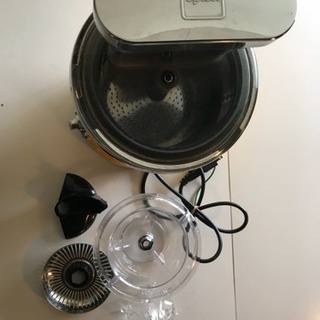 高級！！novis ジューサー！！