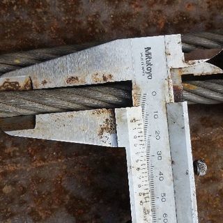 四本吊りワイヤー