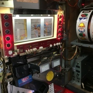 ケ*ギ様 【送料込み・不要機付き】サンダーv 4号機 実機 Amazon | サンダーV ［家庭用｜中古パチスロ実機 フルセット