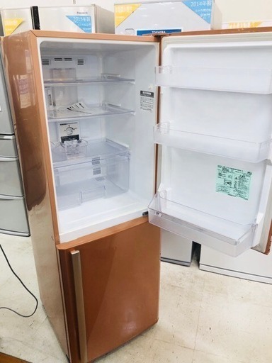 【安心6ヶ月動作保証付】三菱の大きめ2ドア冷蔵庫（256L）