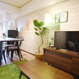 〇トータル原価50万相当〇家具・家電一式お売りします　Su8