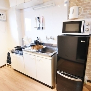 〇トータル原価50万相当〇家具・家電一式お売りします　Su8